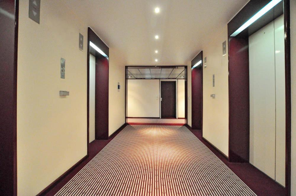 Apartment Axa Tower